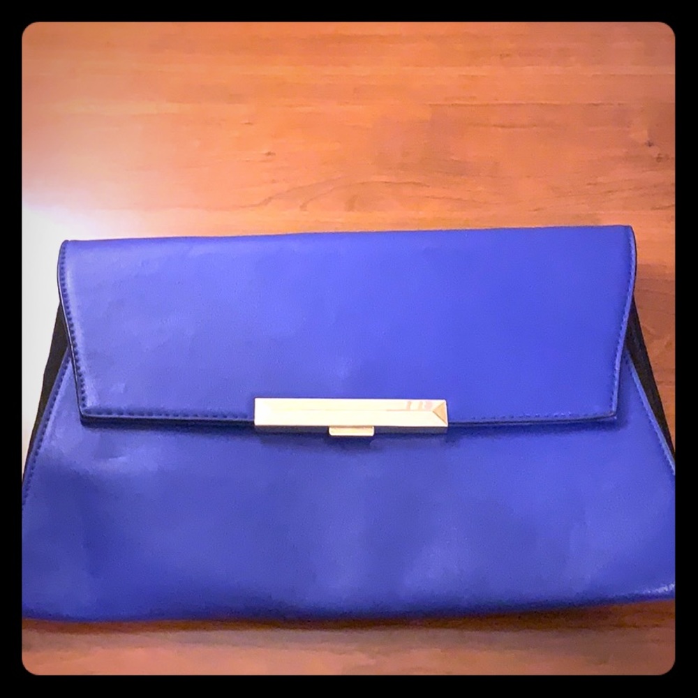 Blue Clutch